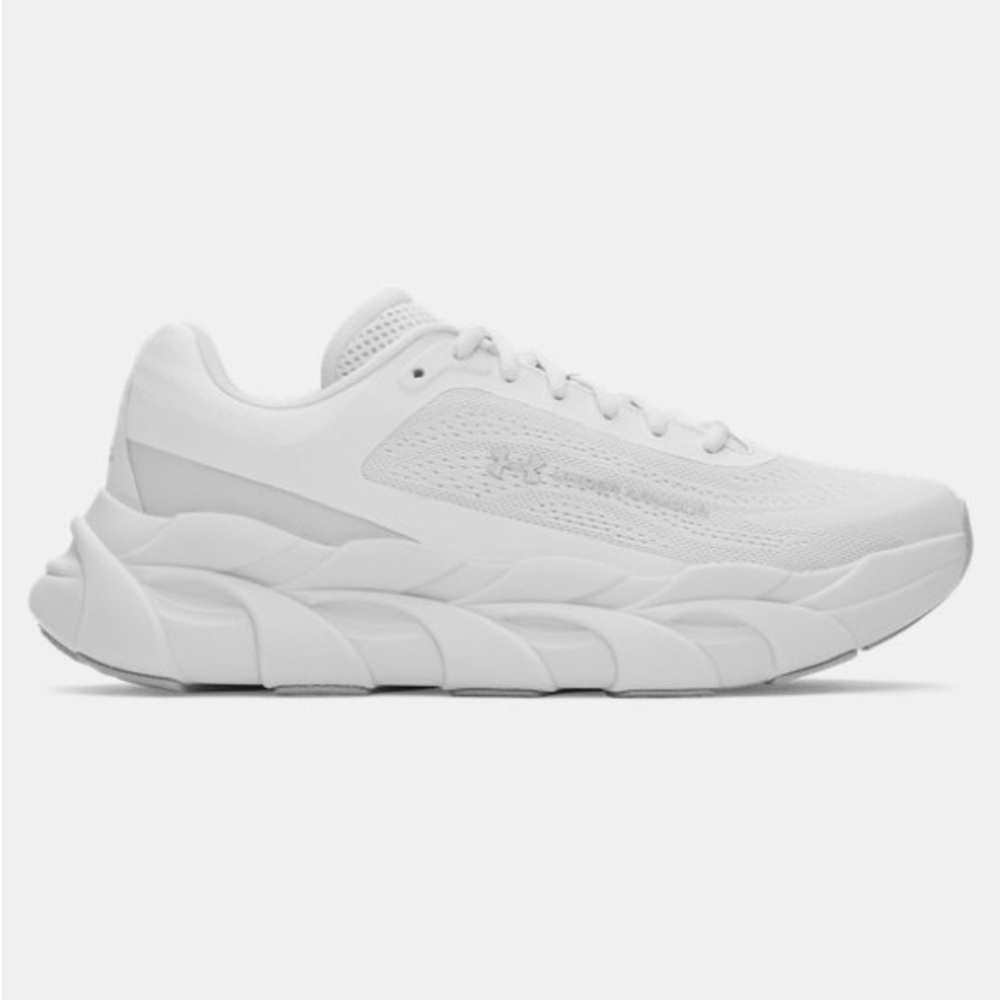 UNDER ARMOUR HALO RUNNER - NEVER WORN, BRAND NEW!  ✨ SIZE 6 1/2